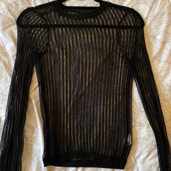 Sheer long sleeved top - Picture 3 of 3